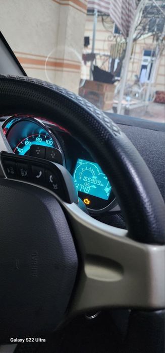 Спарк 2 позиция метан гази бор, 166000 пробег