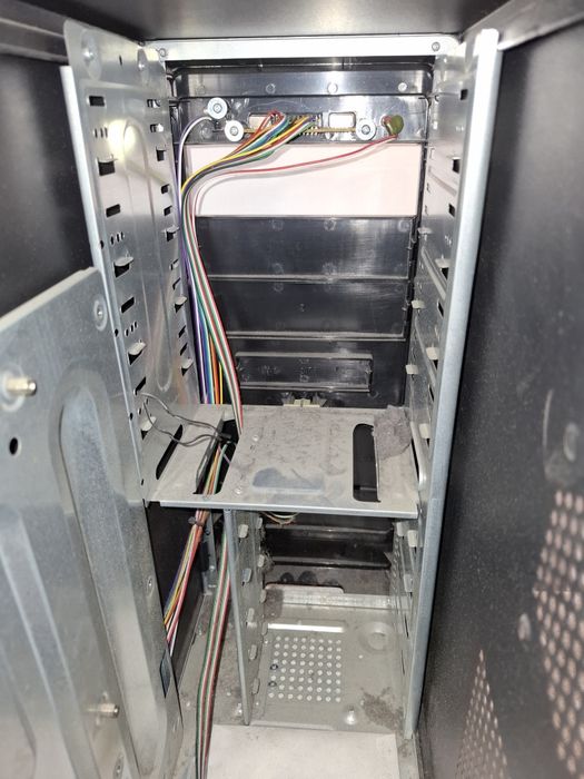 кутия за компютър