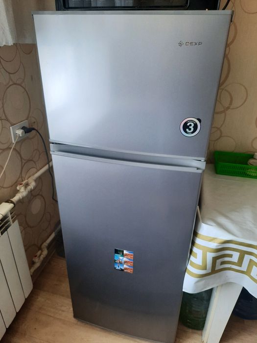 Продаю холодильник