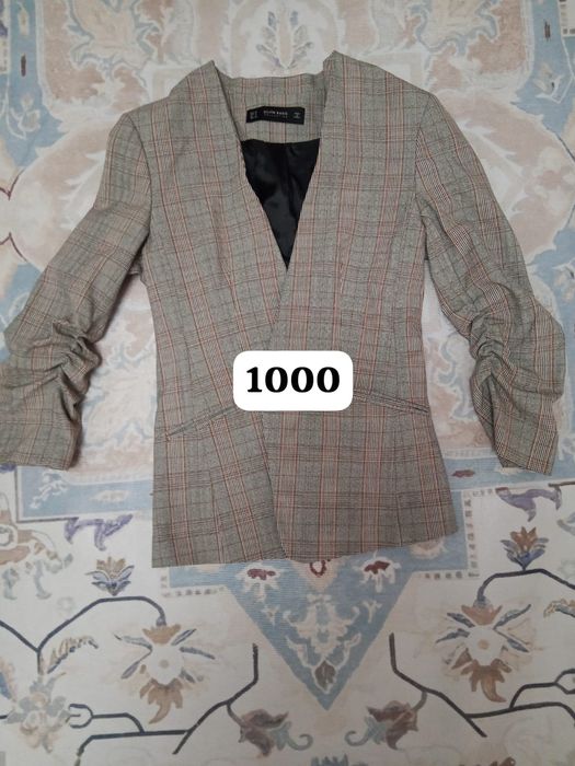 Продаю вещи 200 тг