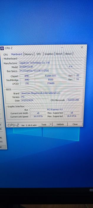 Компютър геймърски  ryzen 5600x ,rx 6600xt ,16 рам 3000mhz, захр.650+