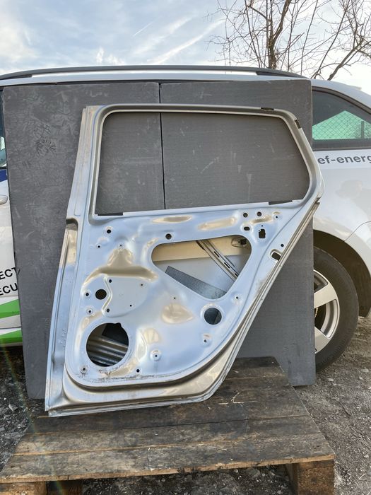 Задна дясна врата за Volkswagen Golf Фолксваген Голф 2013-2019г 3бр