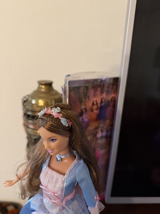 Barbie Erika Princess and the Pauper
