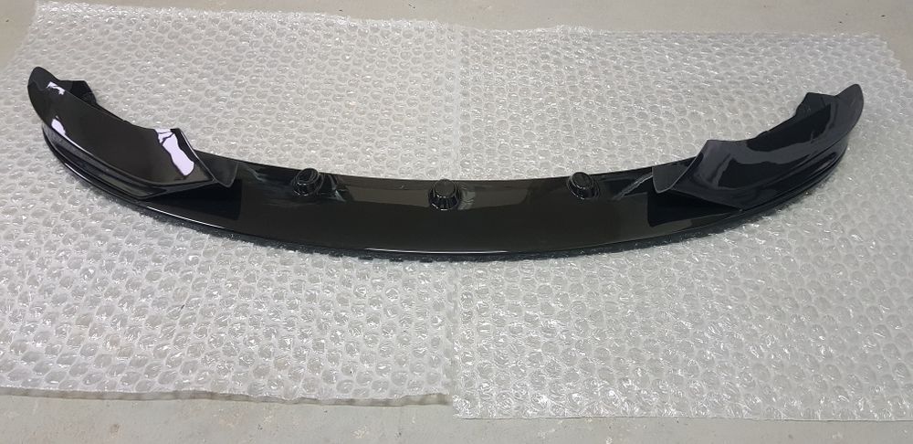 Преден лип спойлер за бмв ф32 ф33 ф36 м тех / bmw f32 f33 f36 lip spoiler m tech / добавка за предна броня със сплитери / нож