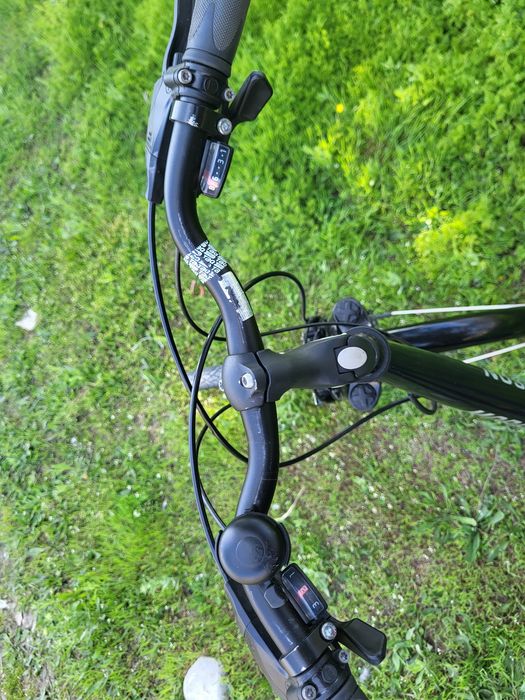 Bicicleta trekking Morrison,roti pe 28 inch