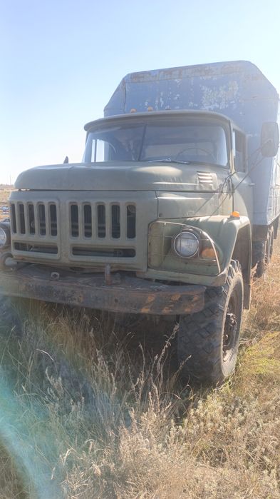 продам ЗИЛ 131 с будкой