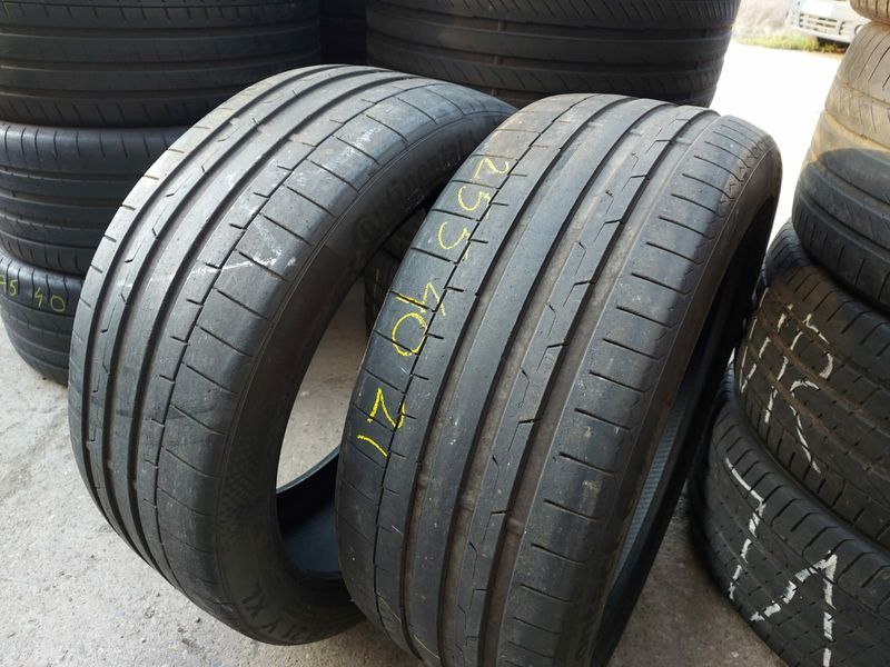 Anvelope second vară 255 40 R21 DOT 2019