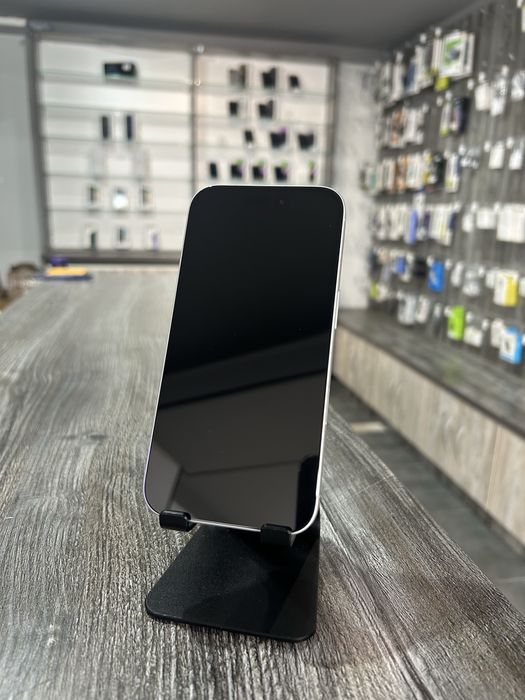 iPhone 16 256GB Alb Nou! 100%