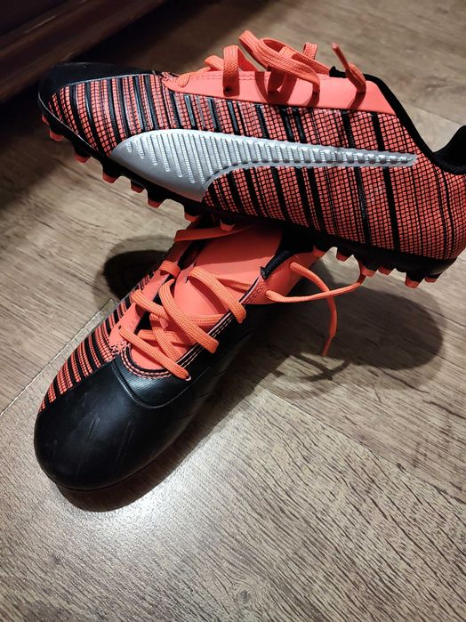 Футболни обувки / Стоножки PUMA ONE 5.4 MG