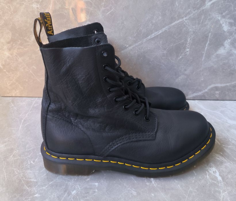 Dr. Martens номер 40