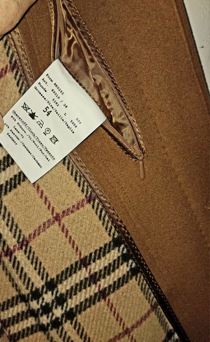 Haina Burberry barbati din casmir si lana, camel