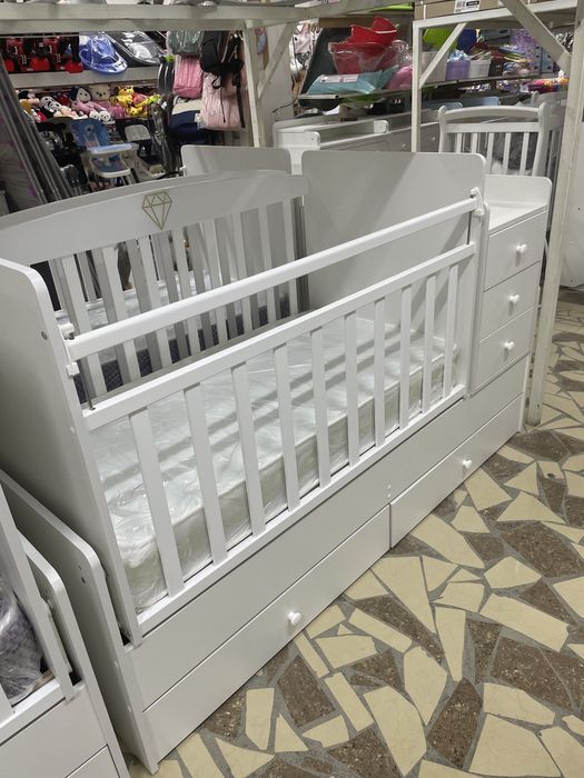 детские кроватки