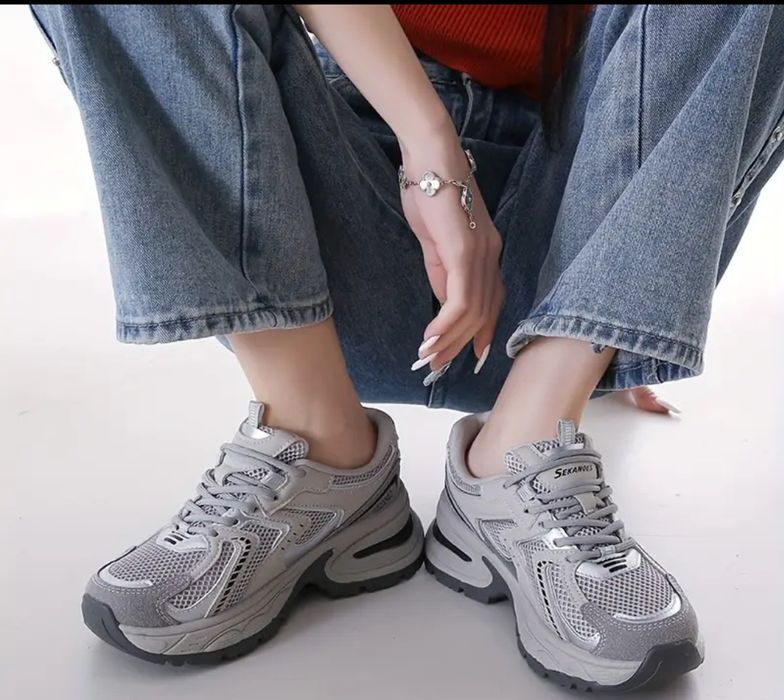 Кроссовки на девочку