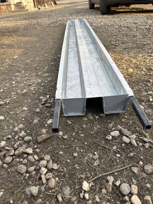 Matrite/ forme metalice/ stalpi beton/ spalieri vie/ cofraje