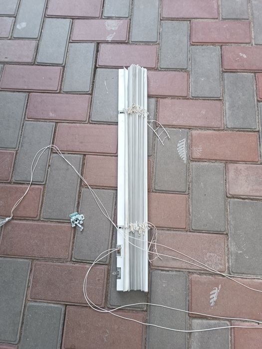 Жалюзи горизонтальные 63.5 на 122