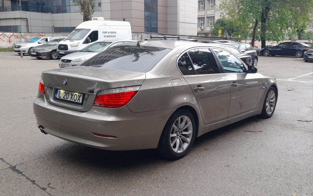BMW 5 Series 2009 — imagine 4