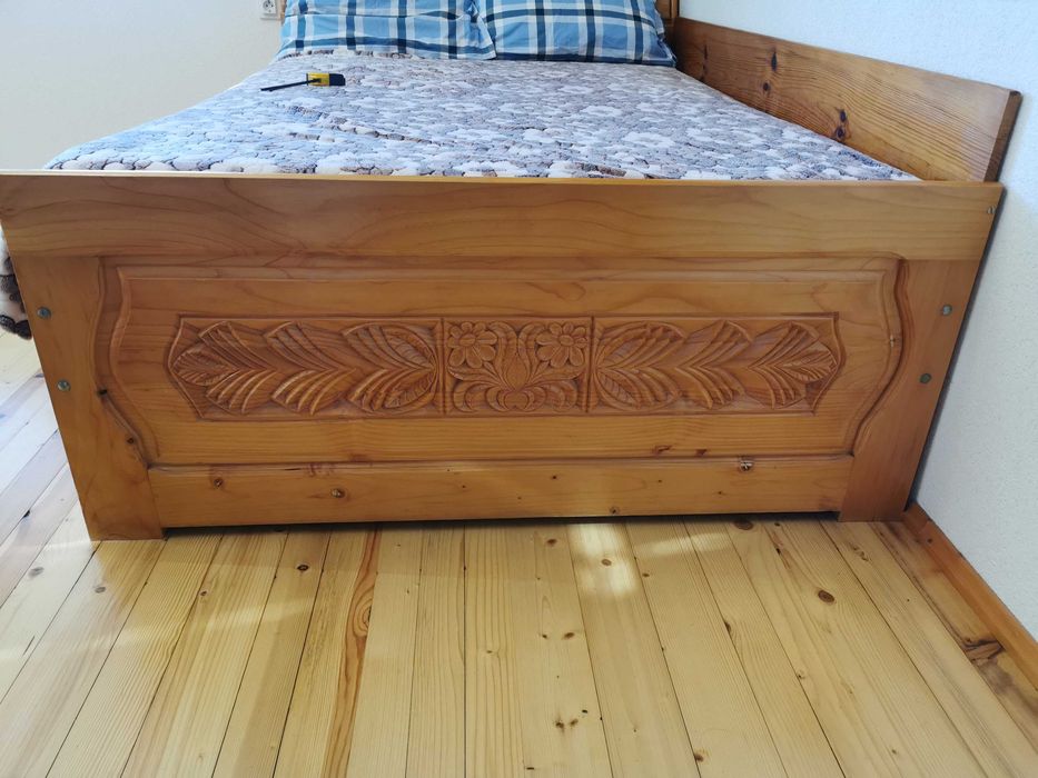 Дървена секция масив