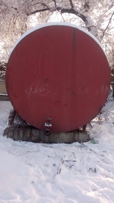 Продам бочку 25 кубов