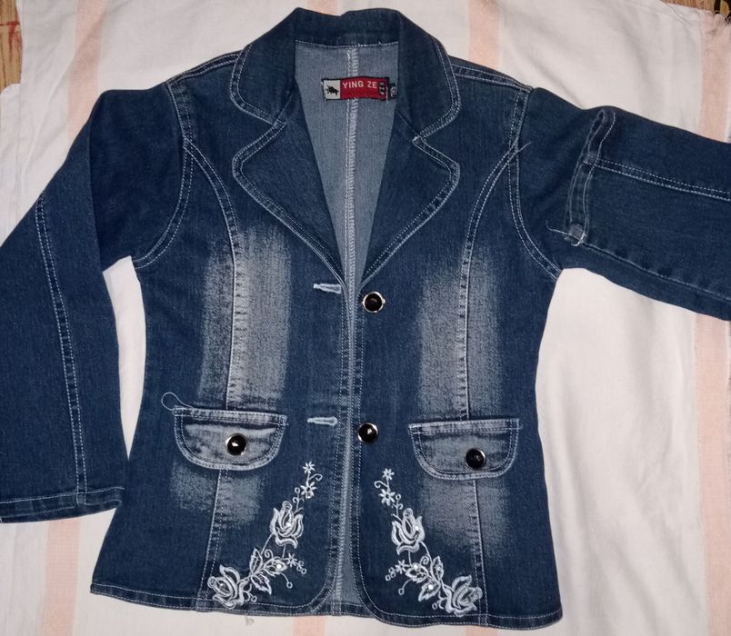 Осенние куртки на девочку