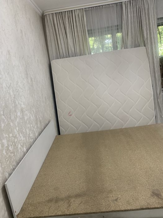 Кровать 180/220