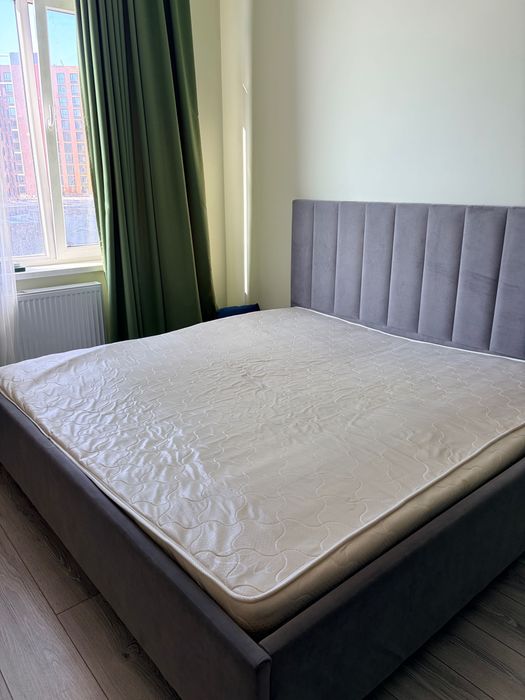 Матрас большой для спальни