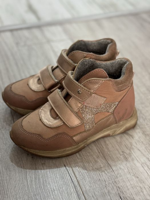 Ботинки mothercare 5000тг