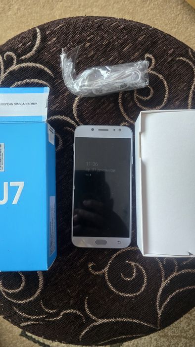 Самсунг/Samsung J7 2017