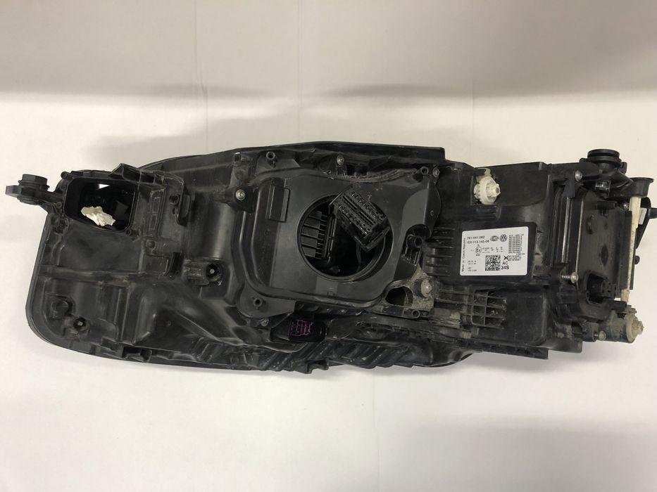 Far dreapta Volkswagen Touareg III Full Led Matrix