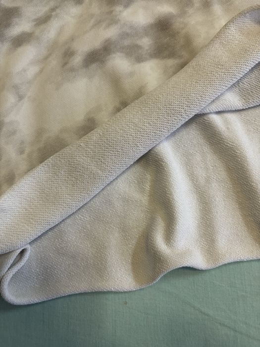 Дамски къс суичър