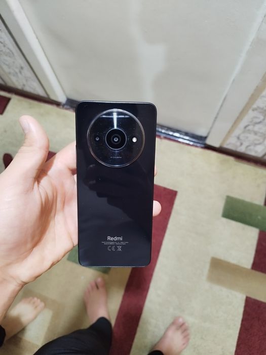 Redmi A3 ozgina ishlatilgan 900.000  ozgina utiladigan joyi bor