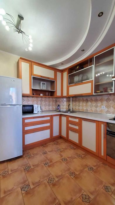 Дава се под наем Двустаен апартамент в София, Гоце Делчев - 45 кв.м за 375 € - Снимка #1