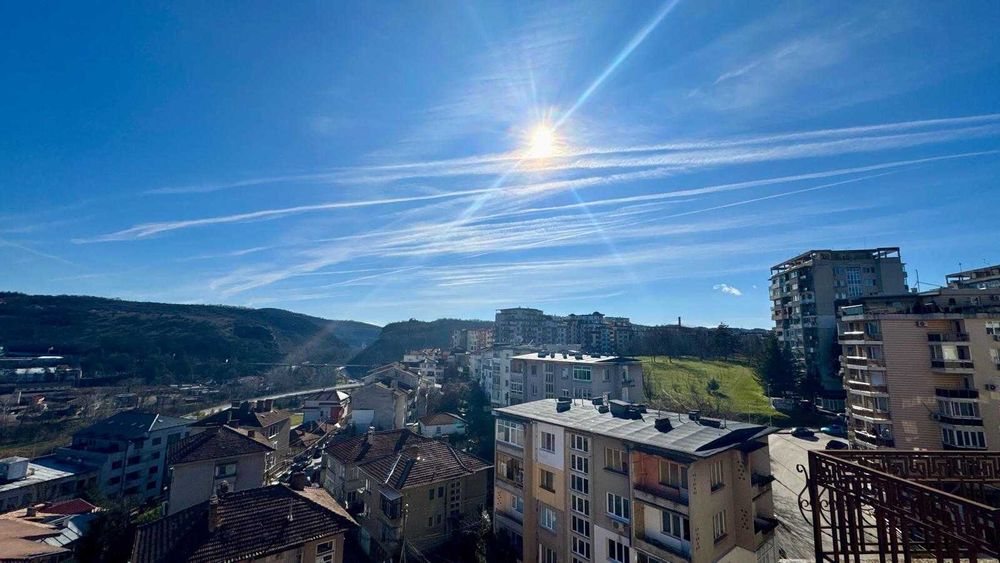 Двустаен тухлен апартамент в центъра на гр.Велико Търново