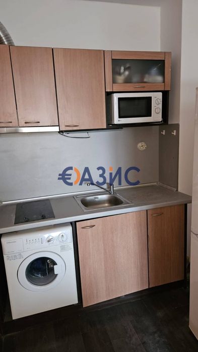 Продава се Двустаен апартамент в к.к. Слънчев бряг - 67 кв.м за 540 €/кв.м - Снимка #8