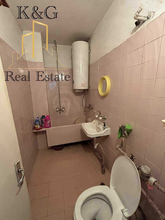 Продава се Двустаен апартамент в Разград, Орел - 64 кв.м за 1156 €/кв.м - Снимка #3