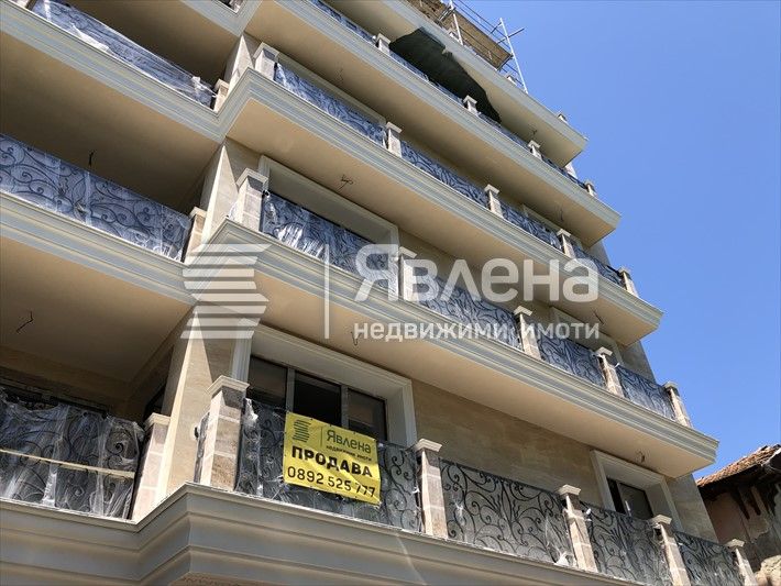 Двустаен апартамент