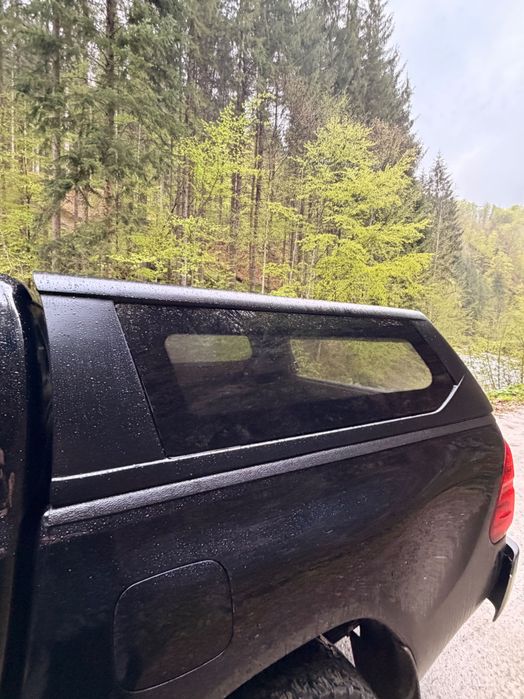 Hardtop Toyota Hilux
