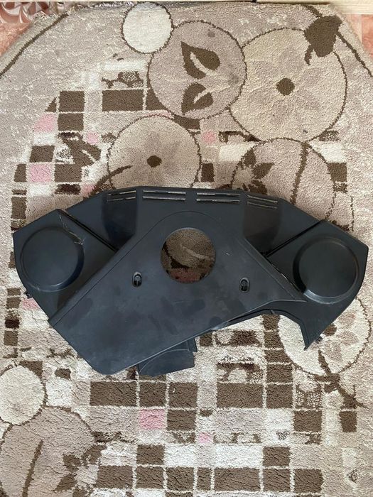 Продам крышки двигатель от А6 С4