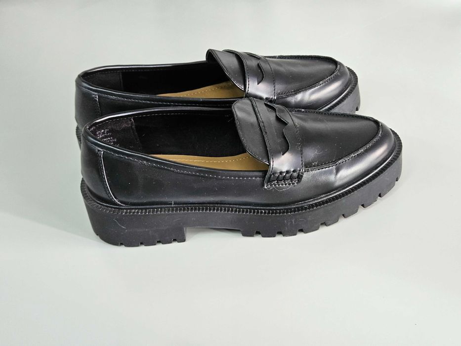 Женские лоферы от H$M