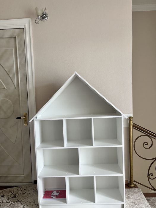 Детский стеллаж домик