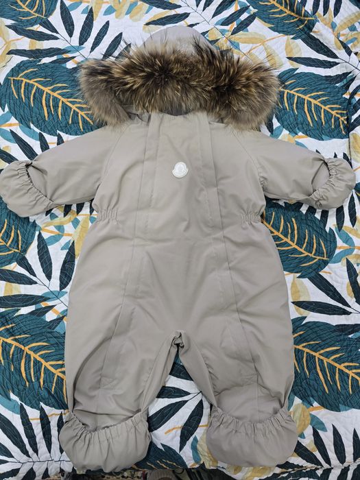 Қыстық комбинезон сатылады