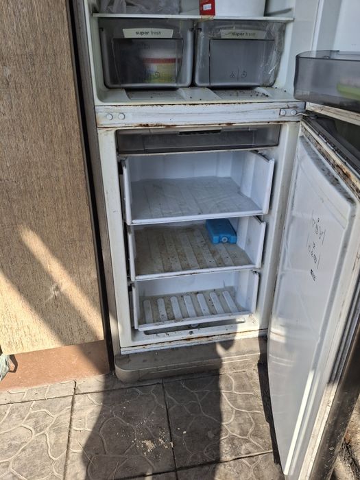 Продаи холодильник б/у