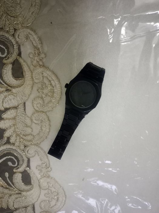 Арабские соат 150 000. Сум