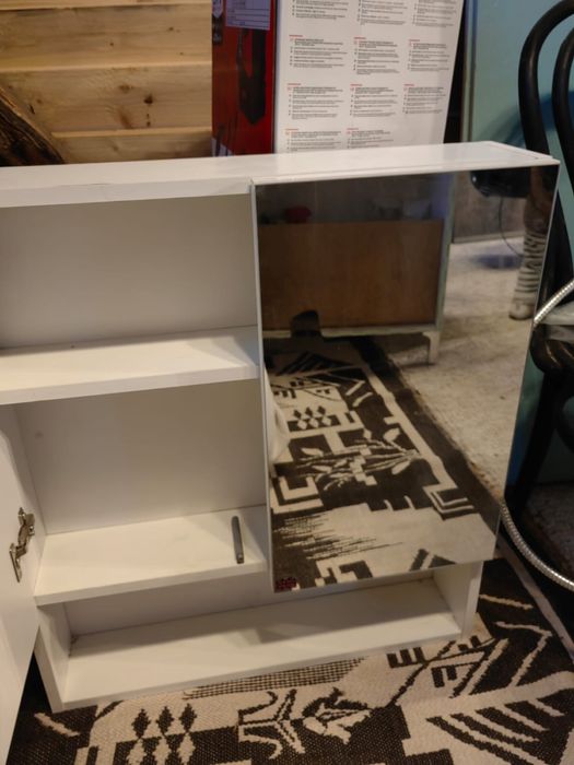 Dulap de baie cu oglinda