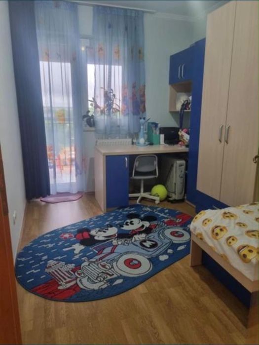 De inchiriat apartament 3 camere/Prima Nufarul+ loc de parcare