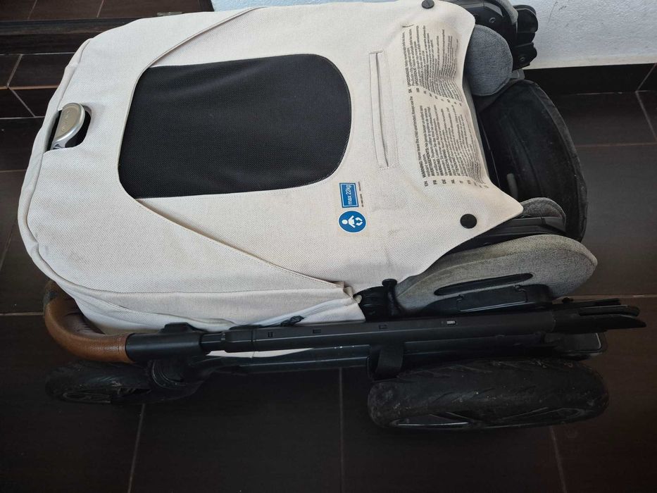 Cărucior Sport Nuna MIXX Utilizat