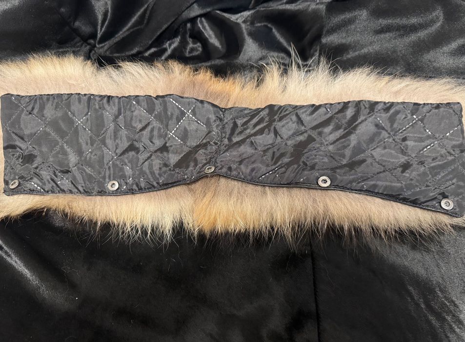 Масивна яка естествен косъм от енот