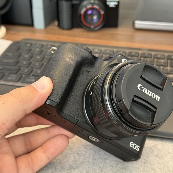 Canon M50 Kit 15-45