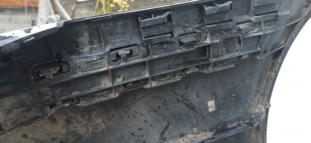 Bara spate Passat break B5,5 , baterie 12v 100ah 800a , cârlig vw