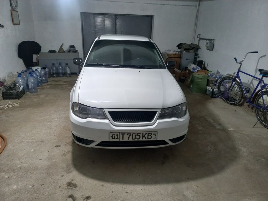 Срочна Нексия 2 сотилади 1.6л