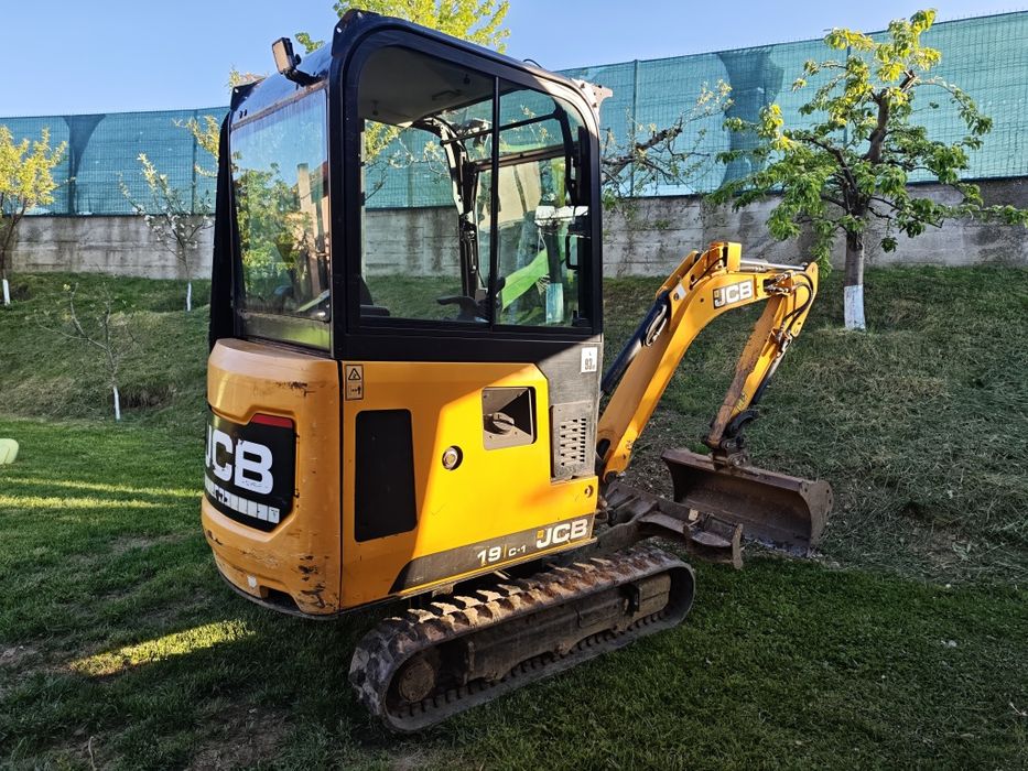 Miniexcavator JCB 19C-1  an fabricație 2022